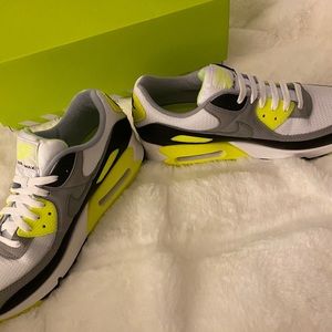 NIKE AIR MAX 90 NIB